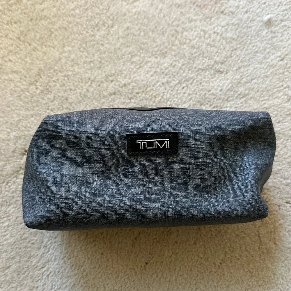 Tumi for Delta Travel Pouch